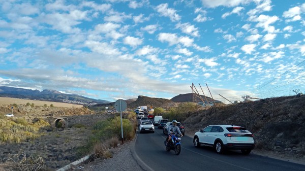 Media vida atrapados. Los sanmigueleros y sanmigueleras, víctimas de colas interminables para entrar y salir del municipio